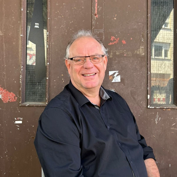 Thomas Snell, Sozialarbeiter, Beratung